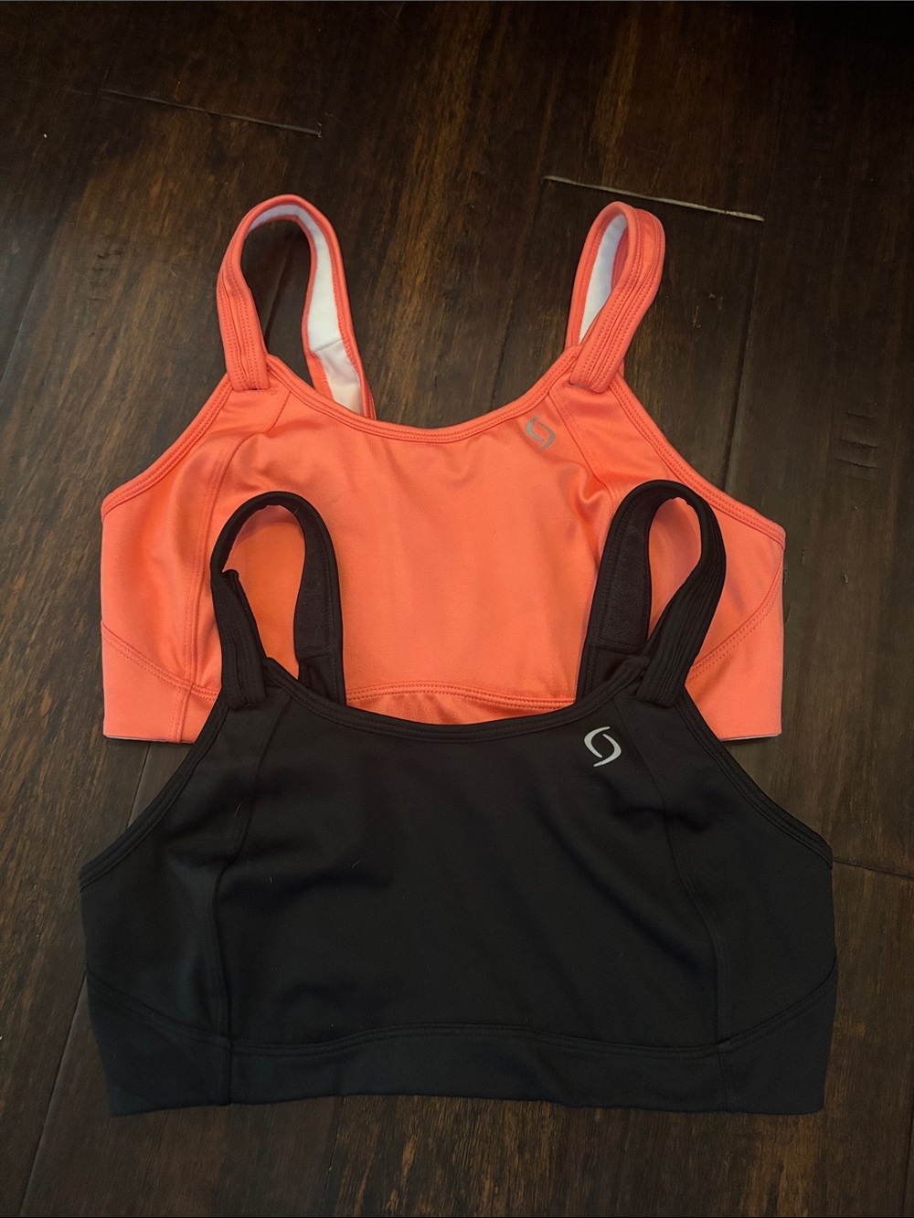 Lot of 2 MOVING COMFORT Sports Bras Coral Black Size 34D
